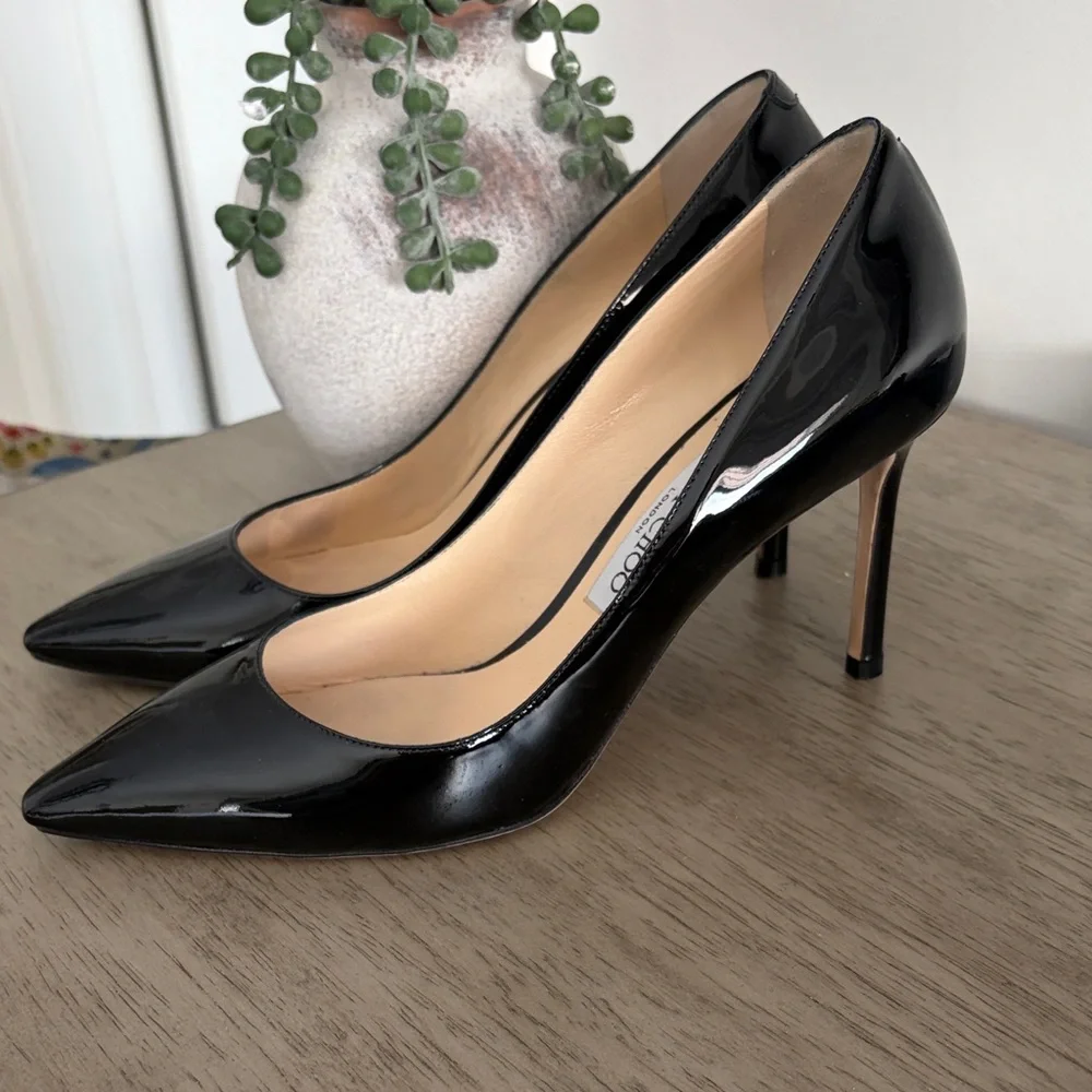 Jimmy Choo Black Patent Leather Pointed-Toe Pumps - Picture 3 of 7